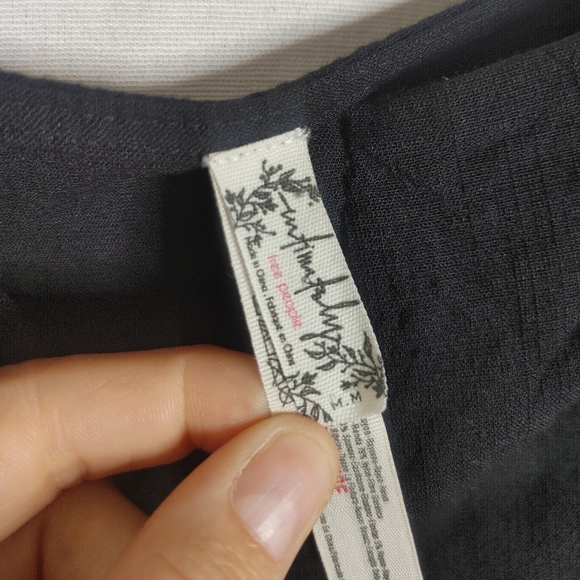 Intimately Free People Notch V-neck Textured Sleeveless Bodysuit Thong Black M - Picture 9 of 11